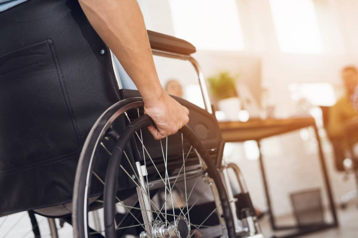  What is a Wheelchair? – Definition, 3 Types of Wheelchairs