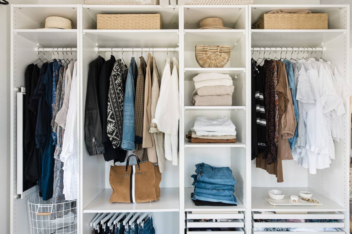  7 Tips to Purchase an Individually Curated Closet