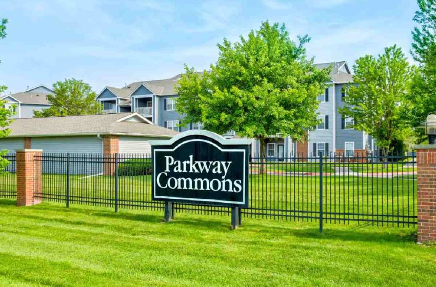  Parkway Commons Apartments Lawrence KS
