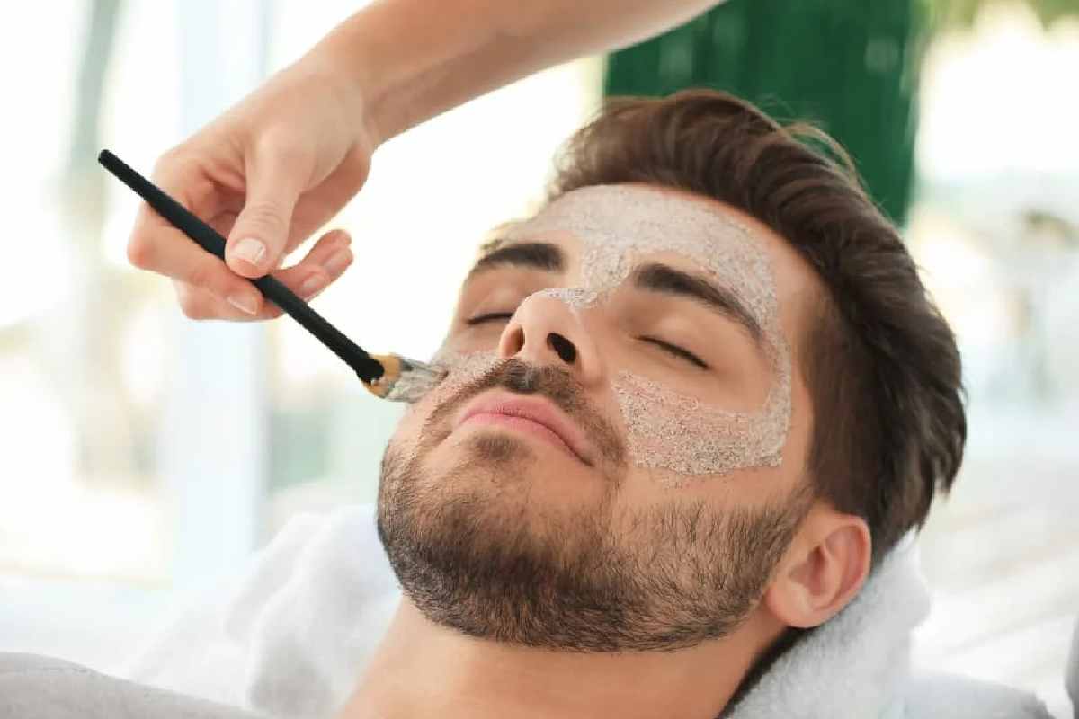 Masculine Rejuvenation: Where to Get the Best Men's Facials in Mississauga
