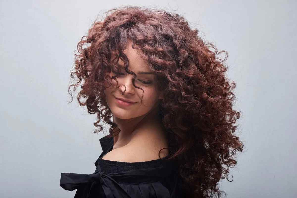 How to Take Care of Curly Hairs